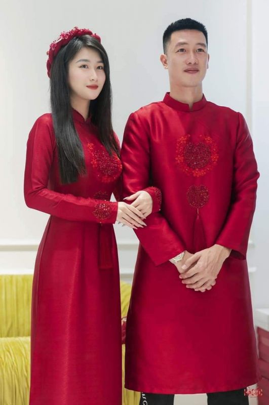 ÁO DÀI CẶP ĐỎ ĐÔ HAI CHỮ HỲ ĐẸP