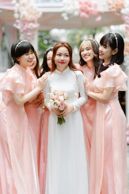 ÁO DÀI HỒNG CAM TAY BÈO 