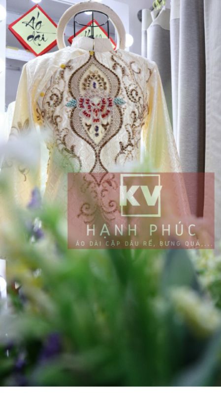 ÁO DÀI VÀNG NHẠT CƯỜM 