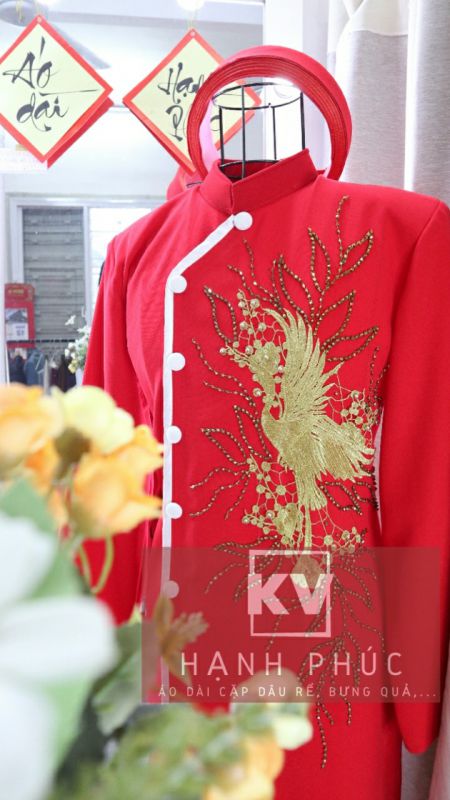 ÁO DÀI RỂ ĐỎ CHIM VÀNG VIỀN TRẮNG